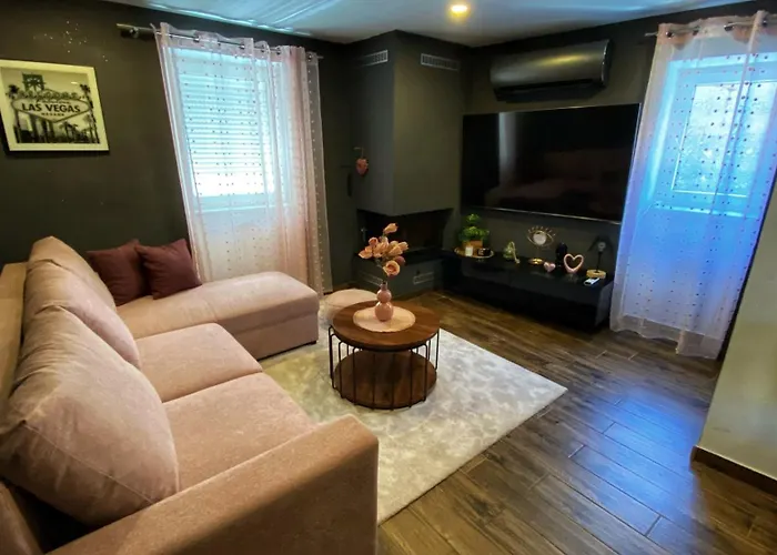 Apartment Adriana Near The Airport And The Beach