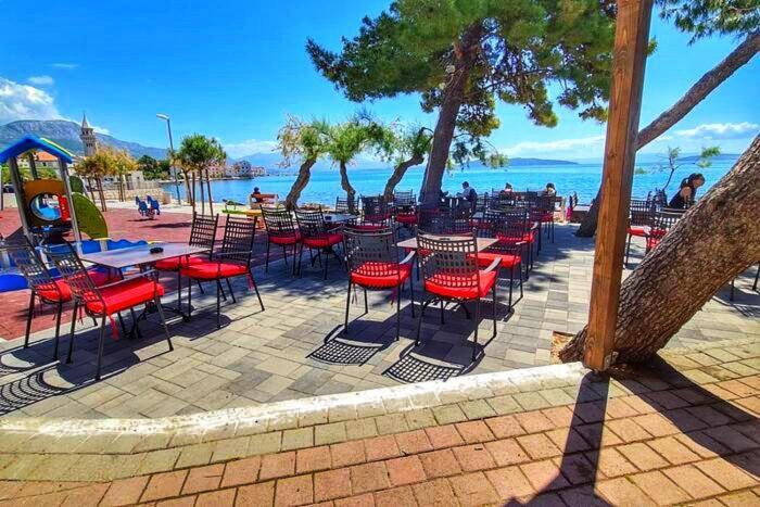 Adriana Near The Airport And The * Kastela